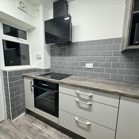 Noormak Nights Apartment เบอร์มิงแฮม ภายนอก รูปภาพ
