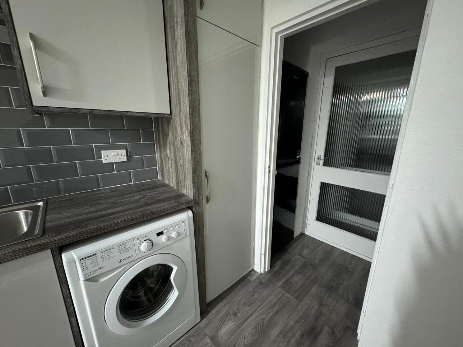 Noormak Nights Apartment เบอร์มิงแฮม ภายนอก รูปภาพ